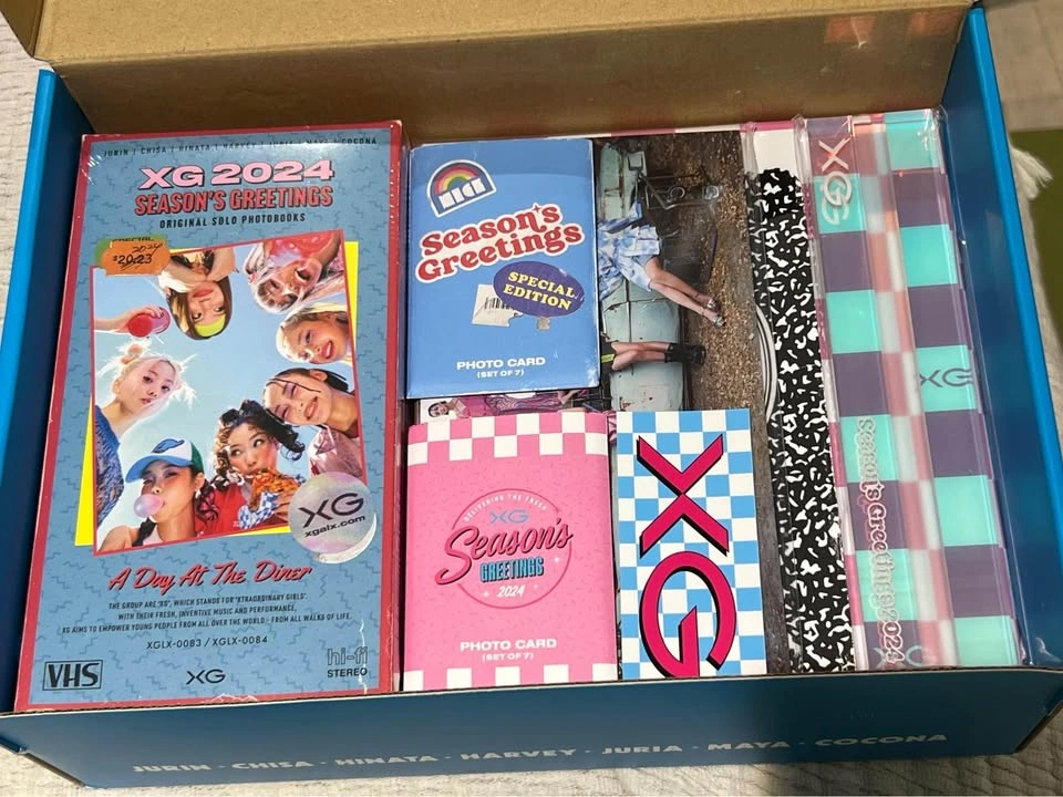 XG Seasons Greetings Standard Box - photo 2