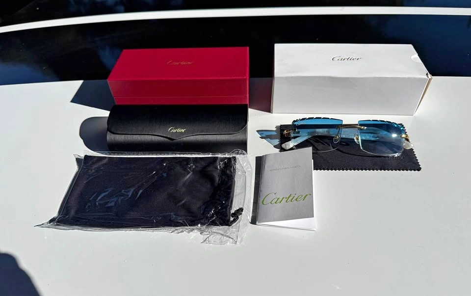 Cartier Glasses (250)