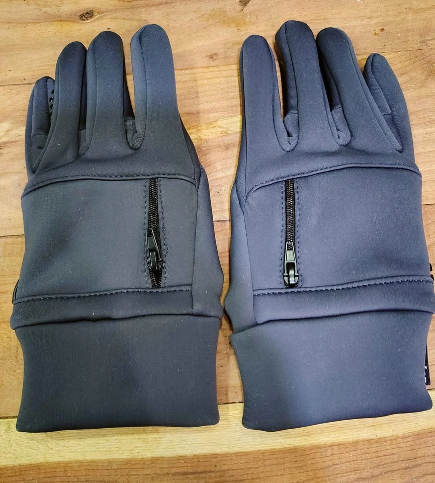 BRAND NEW WOMENS MEDIUM WINTER GLOVES - photo 2