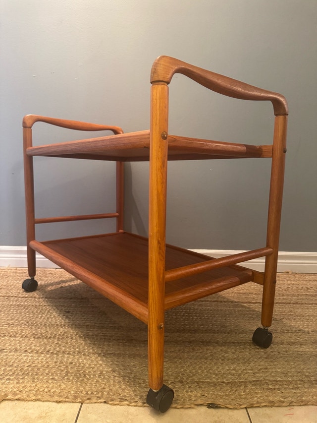 Mid century modern Danish Teak Bar/Server Trolley by Dyrlund - photo 4