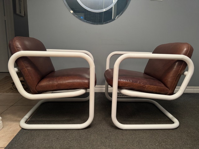 Postmodern pair of Kinetics leather lounge chairs - photo 2