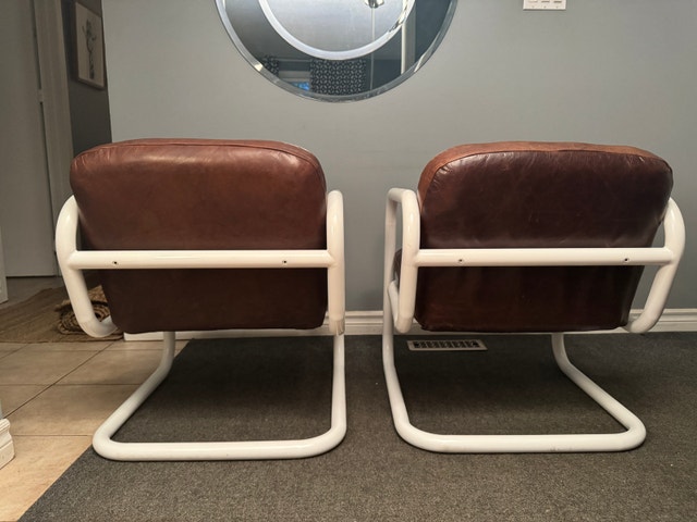 Postmodern pair of Kinetics leather lounge chairs - photo 5