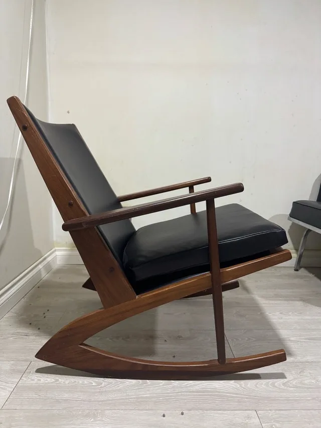 MCM Danish teak and leather rocking chair - Model 97 by Sør - photo 4