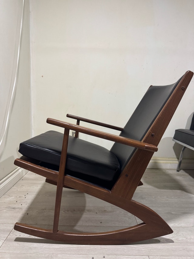 MCM Danish teak and leather rocking chair - Model 97 by Sør - photo 5
