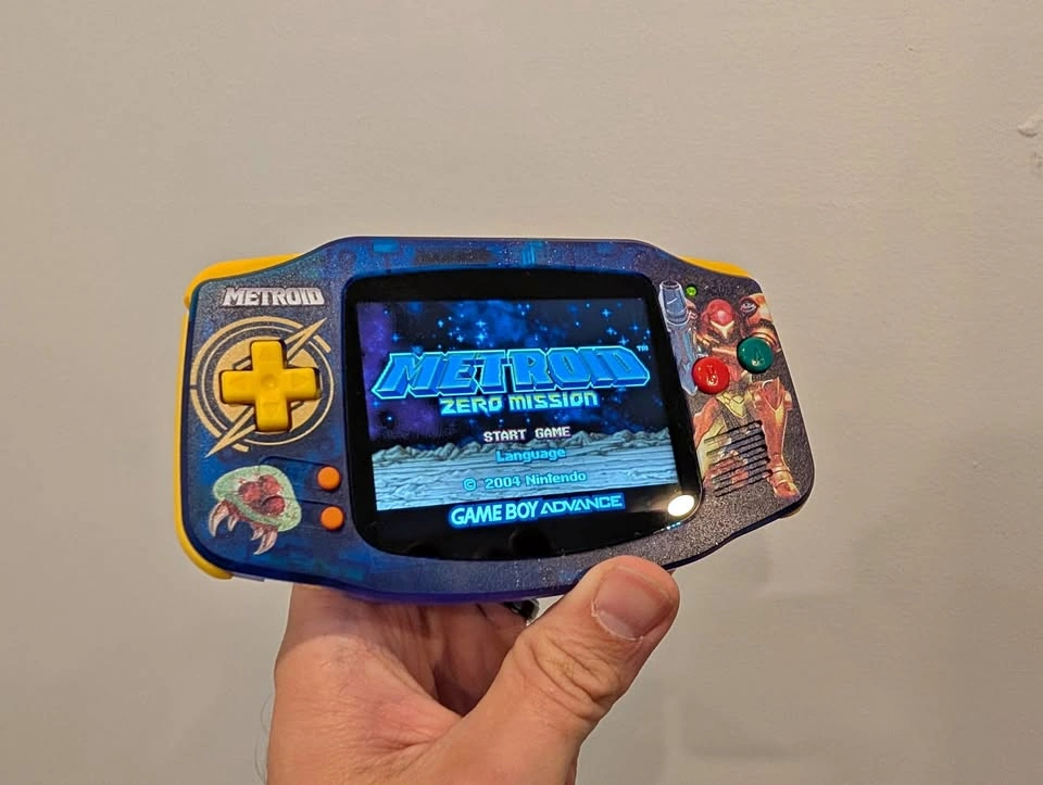 GameBoy Advance - IPS Max - Metroid UV Shell