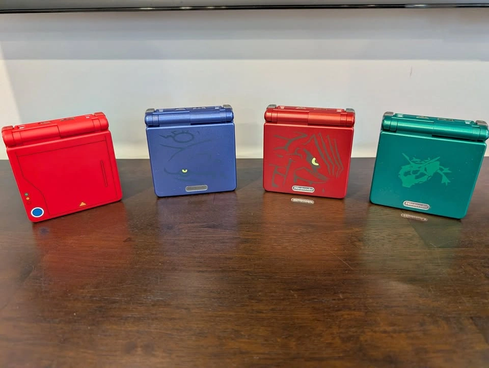GameBoy Advance SP - IPS - Pokemon Shells