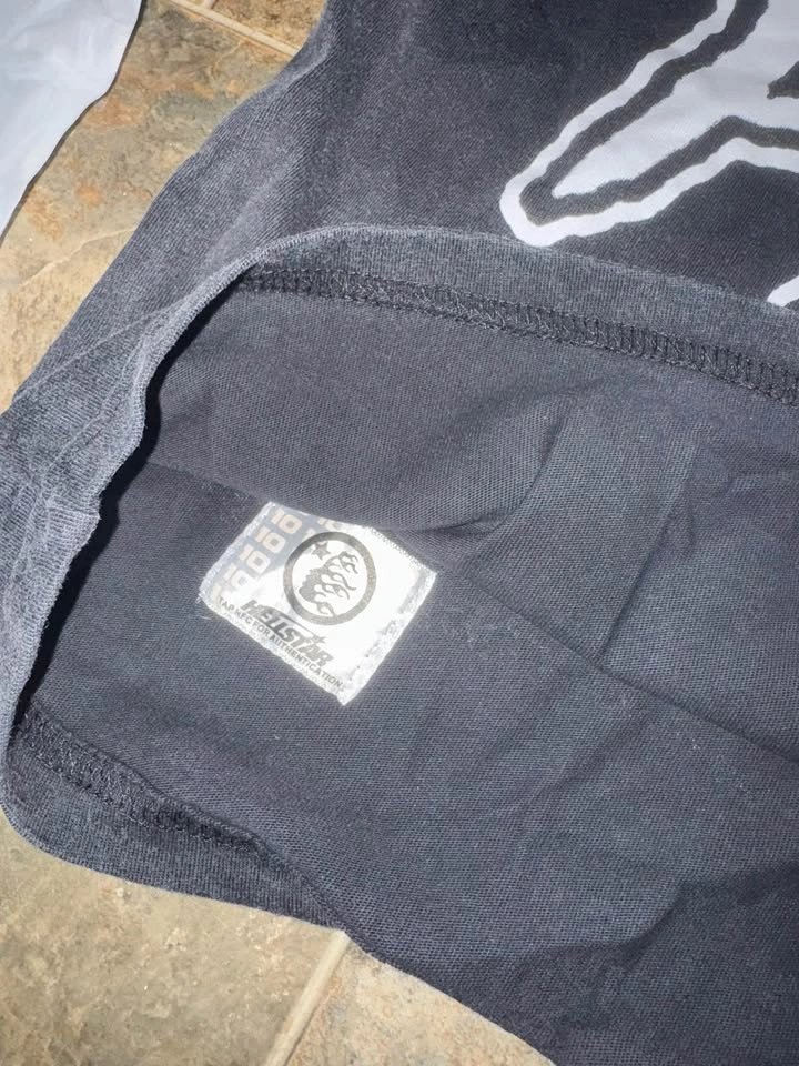 Men’s HELLSTAR NFC ✅ Tee MEDIUM - photo 3