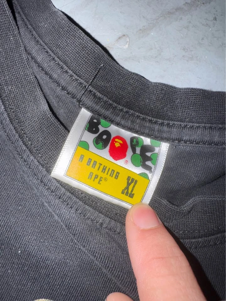 Bape Shirt Size Medium - photo 2
