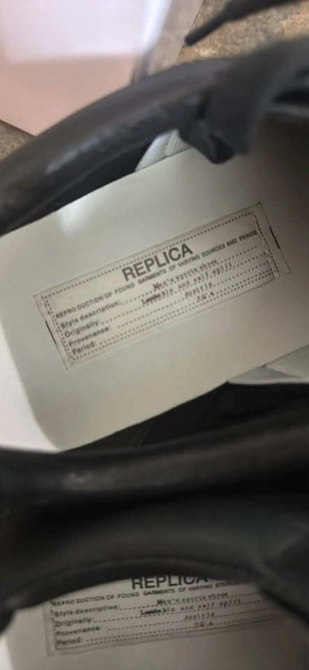 Maison Margiela Gats Black - photo 4
