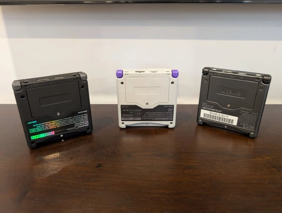 GameBoy Advance SP - AGS-101 - Refurbished Systems - photo 2