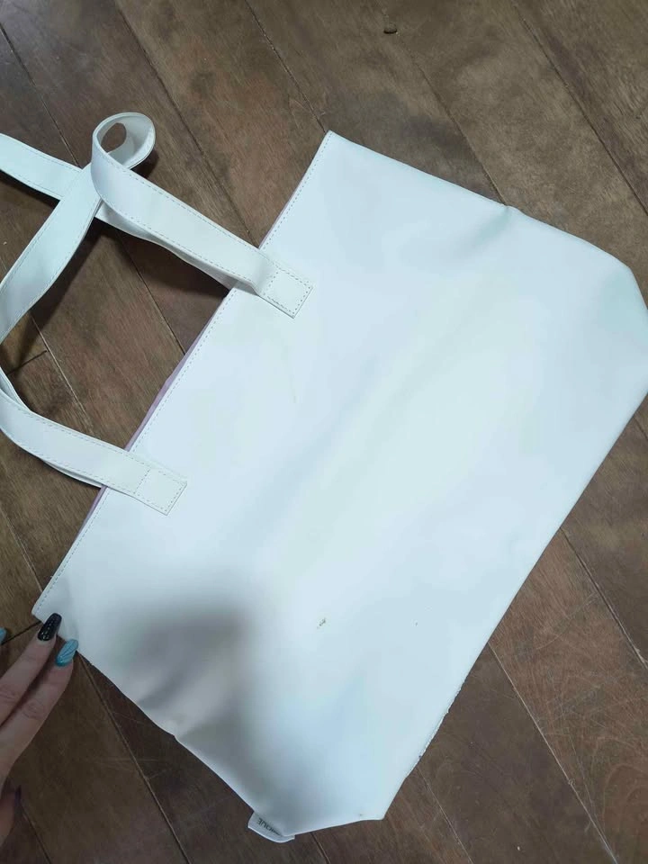 Clinique White Glitter Tote Bag - photo 2