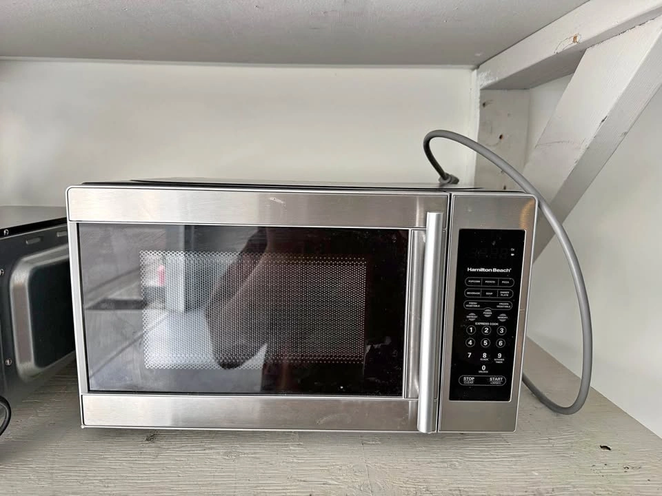 Hamilton Beach Microwave