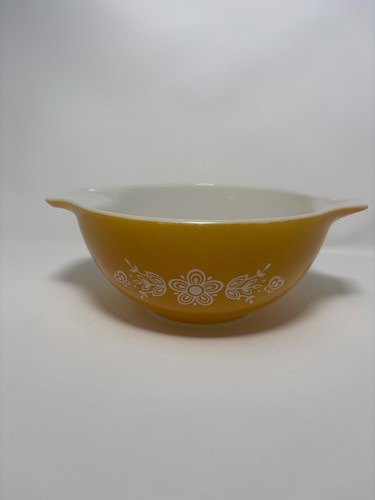 Vintage #442 1.5 Qt Pyrex Butterfly Gold Cinderella Bowl