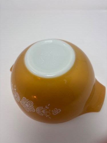 Vintage #442 1.5 Qt Pyrex Butterfly Gold Cinderella Bowl - photo 3