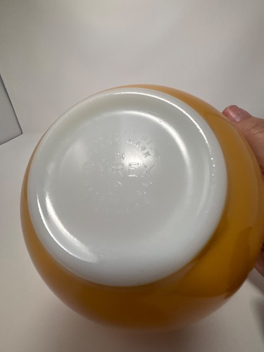 Vintage #442 1.5 Qt Pyrex Butterfly Gold Cinderella Bowl - photo 4