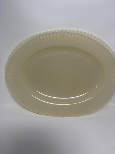 Vintage MacBeth-Evans Monax Petalware Milk Glass Set - photo 3