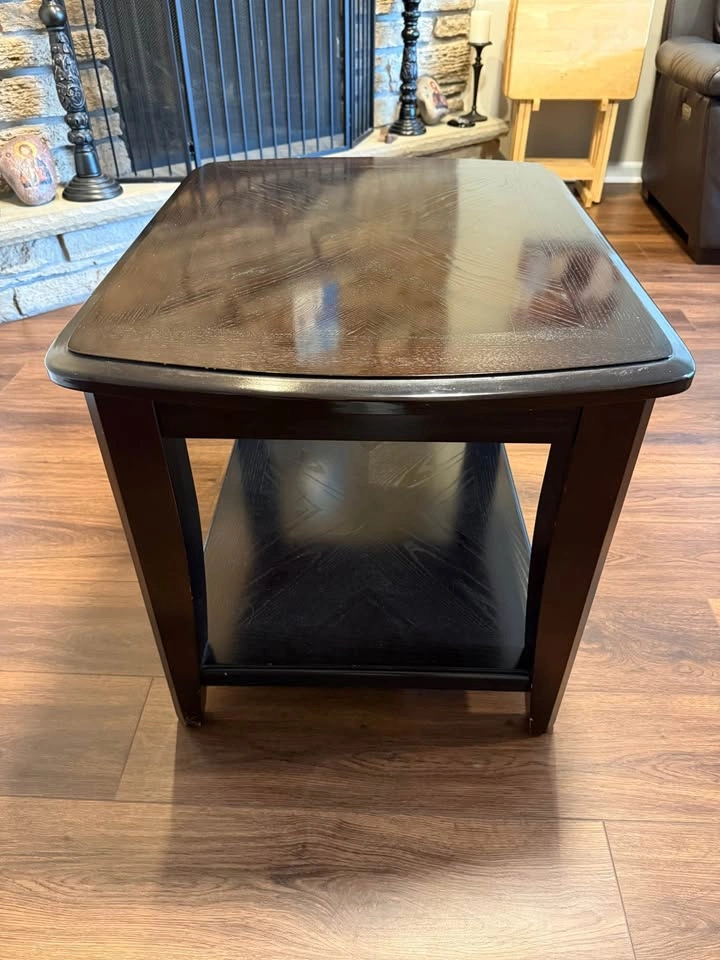 2 End Tables - photo 2