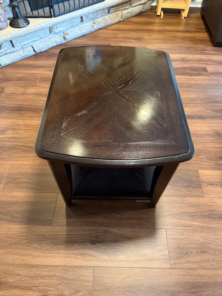 2 End Tables - photo 3