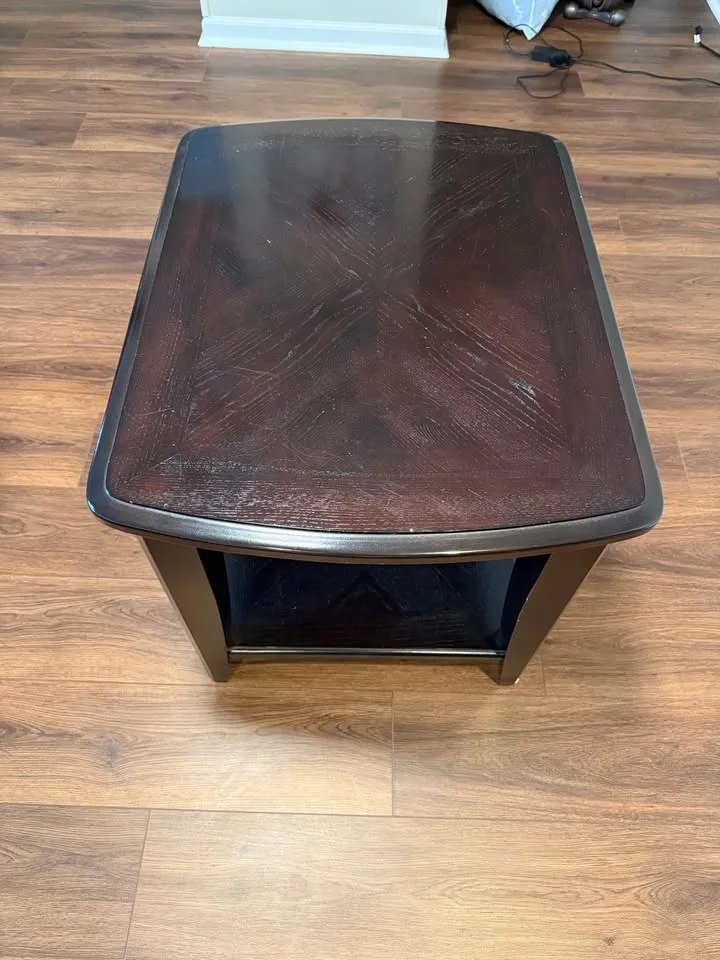 2 End Tables - photo 5