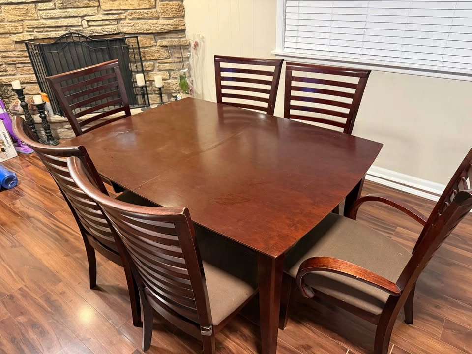 Dining Table and 6 Chairs - photo 3