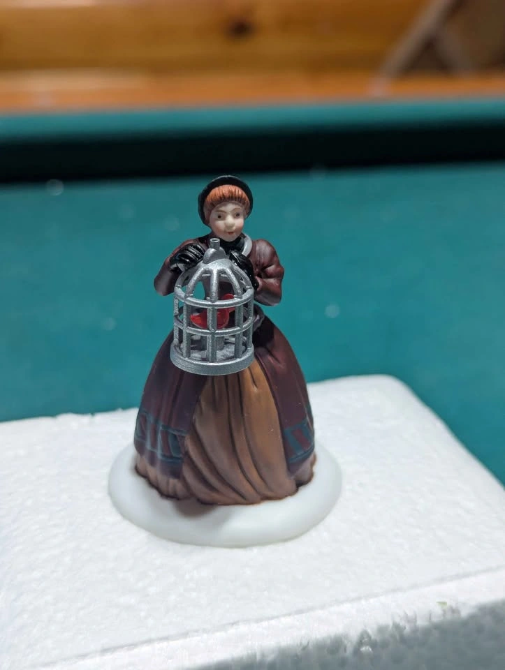 Department 56 - The Heritage Village - The Bird Seller - photo 4