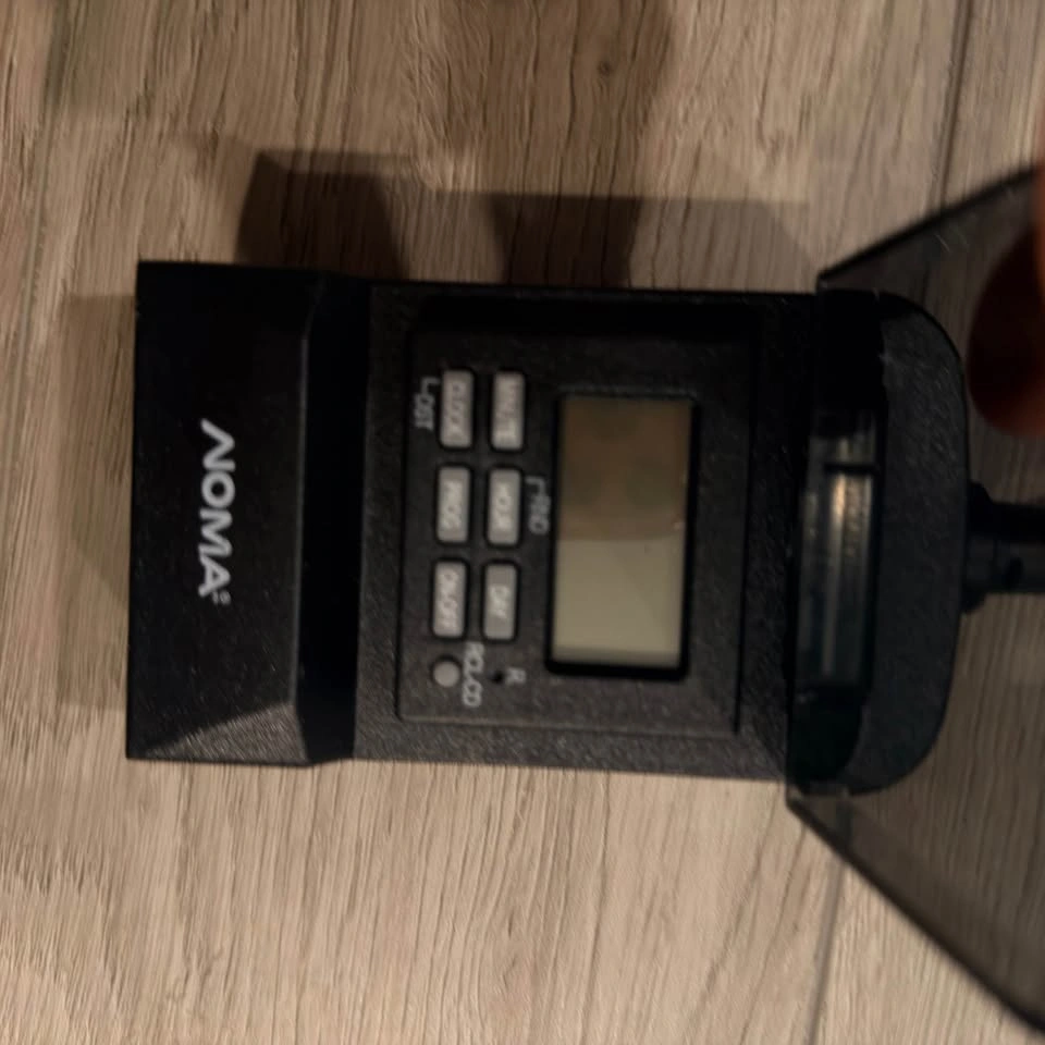 NOMA Digital Outdoor Outlet with timer - photo 2