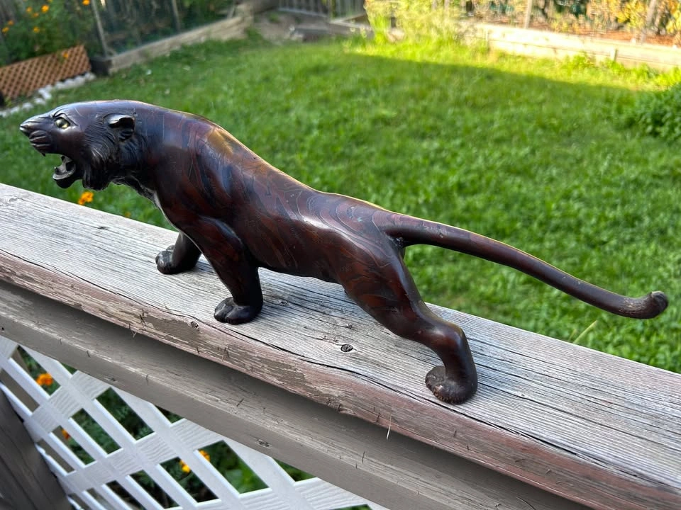 Vintage Brass Cast Sculpture of a Roaring Tiger - photo 3