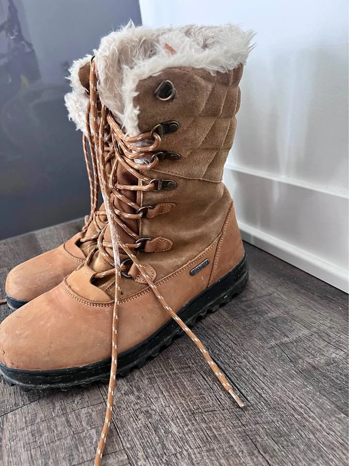Mountain warehouse Women’s Winter snow boots