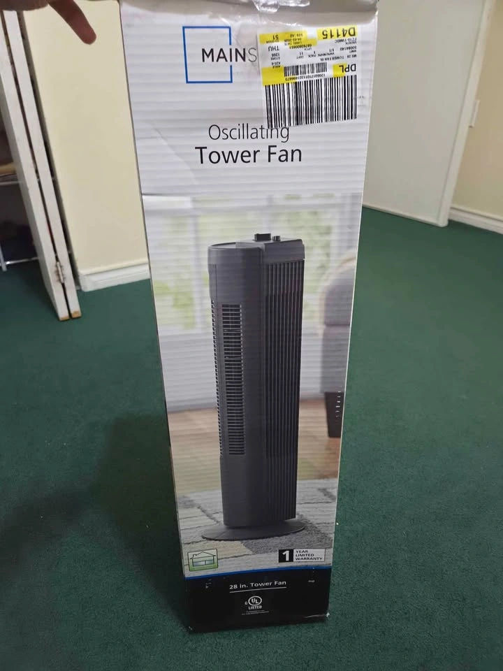 Mainstays 28" Oscillating Tower Fan – Like New + Original Box - photo 2