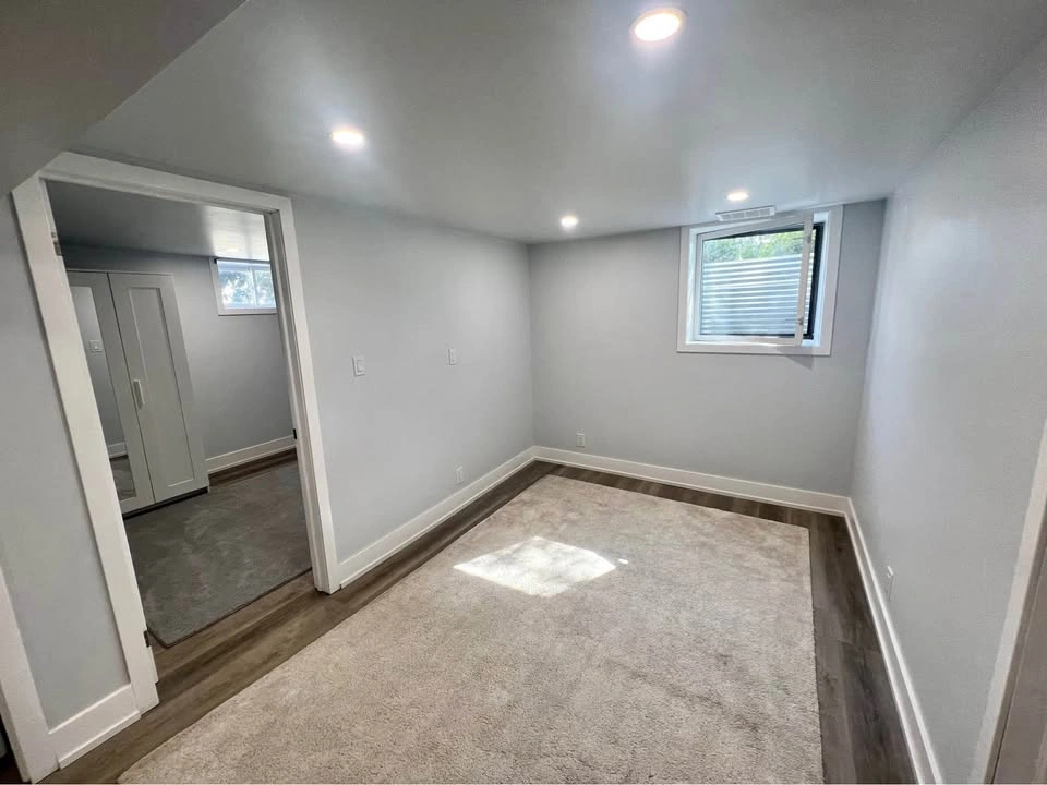 1 Bed 1 Bath - Apartment - photo 4