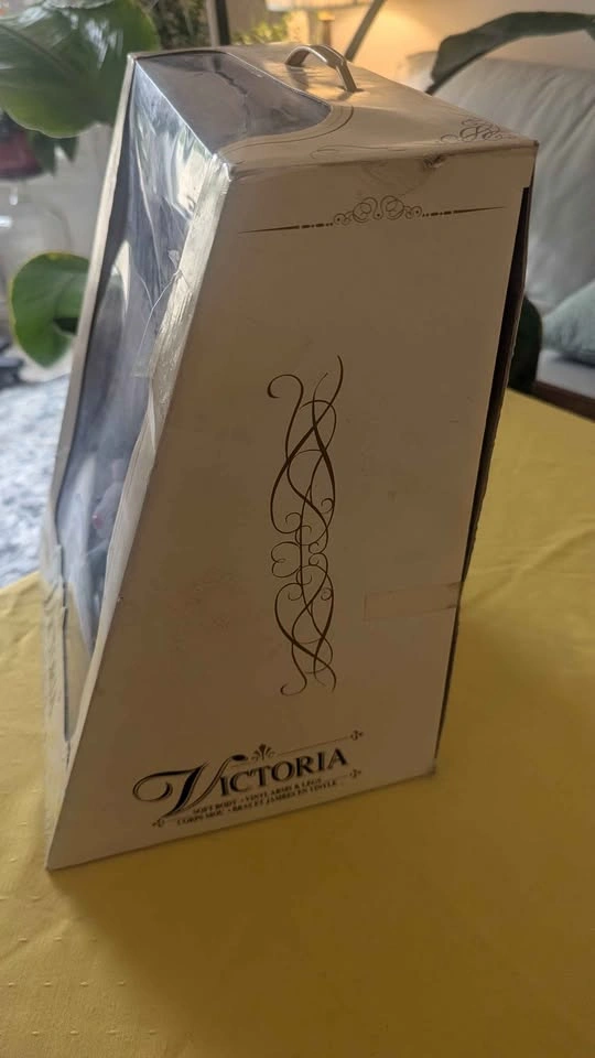 Vintage Cititoy Victoria Collector Edition Baby Doll - New In Bo - photo 3