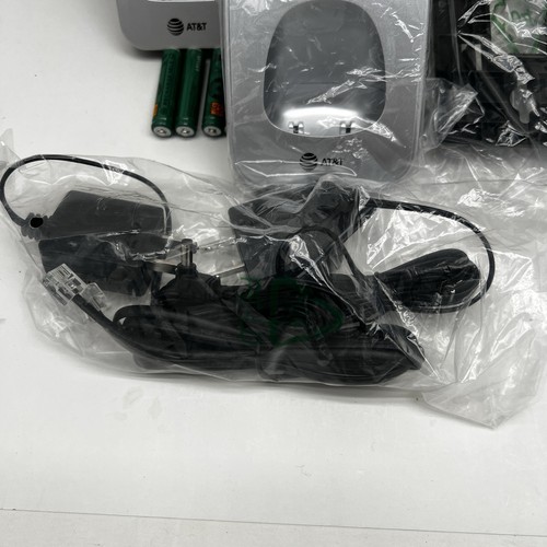 AT&T BL102-2 DECT 6.0 2-Handset Cordless Phone - photo 3