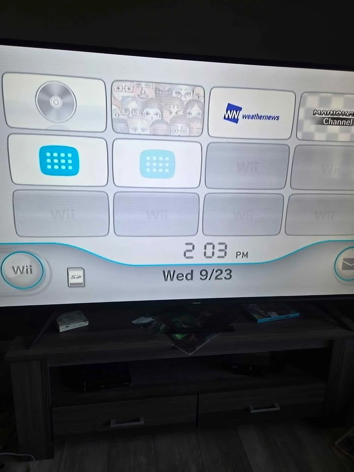 Nintendo Wii - Wii Play - Super Mario Bros - 2 Wiimotes - 2 Nunc - photo 5