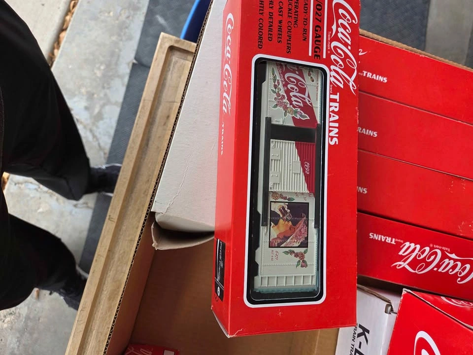1996 K-Line Coca-Cola For All Seasons O-27 Train Set - photo 4