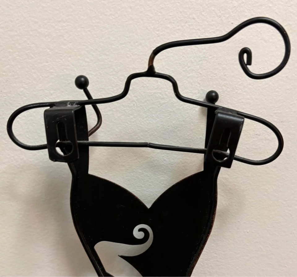 Wall-mounted hanging necklace holder - photo 2