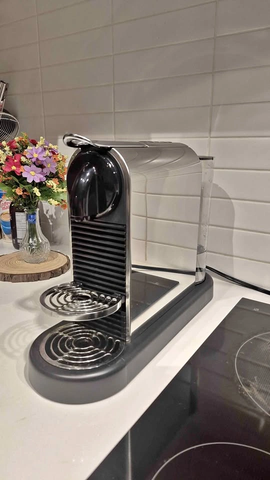 URGENT Coffee Machine Nespresso CitiZ Platinum