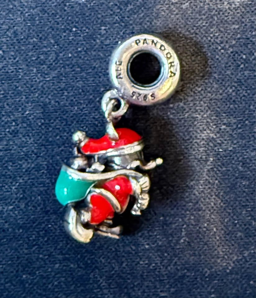 Pandora Disney Mickey Mouse Santa Dangle Charm - photo 2