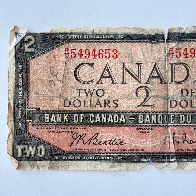 Bank of Canada $2 Bill 1954 - photo 4