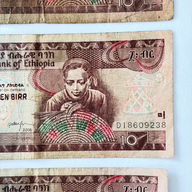 National Bank of Ethiopia Ten Birr Banknotes - photo 3