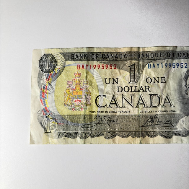 Bank of Canada One Dollar Bill - photo 3