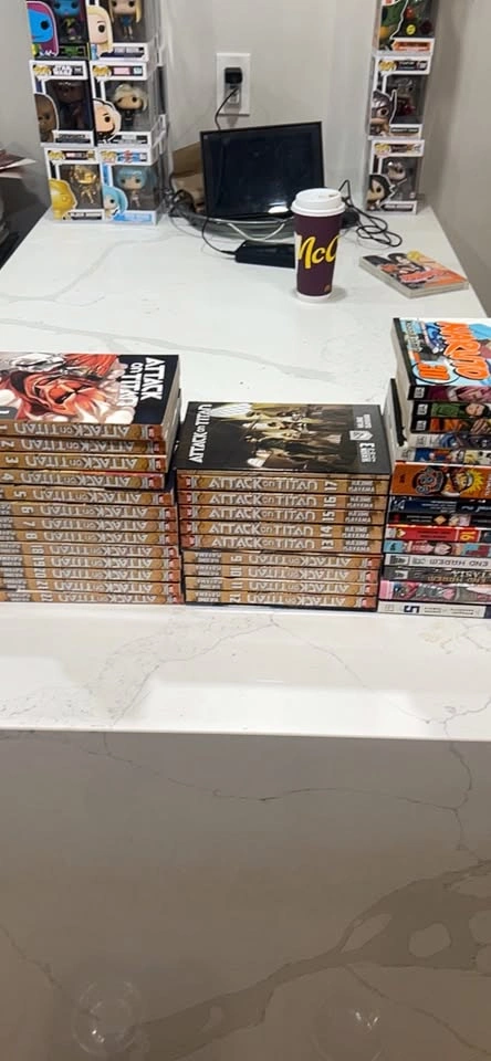 Attack on Titan Manga Volumes - photo 3