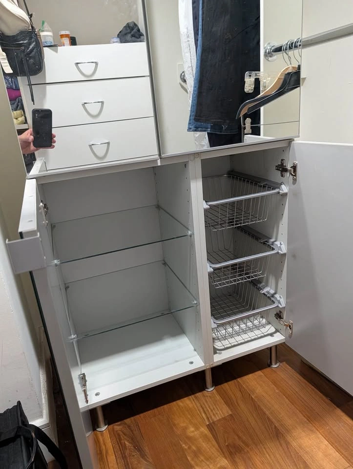 Mirrored Storage Cabinets - photo 4