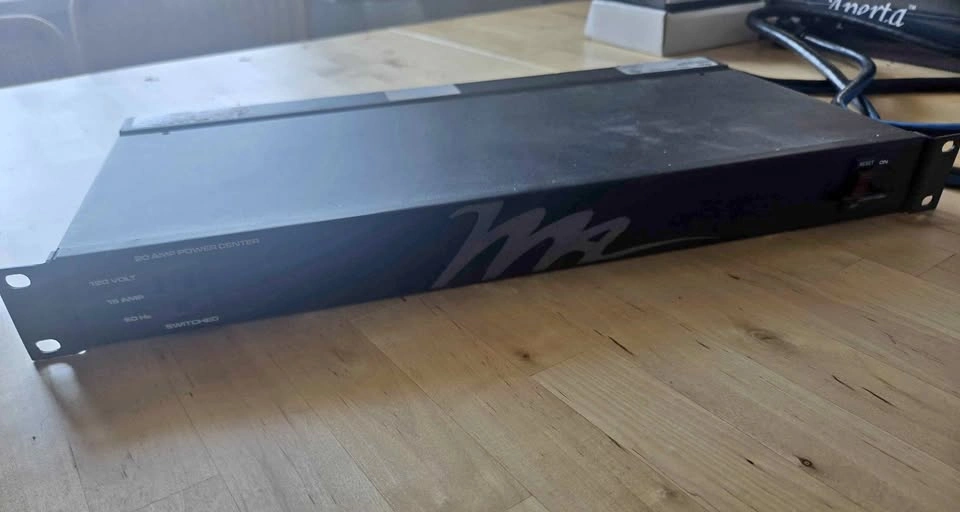Middle Atlantic PD-920R (Rackmount Power Distribution)