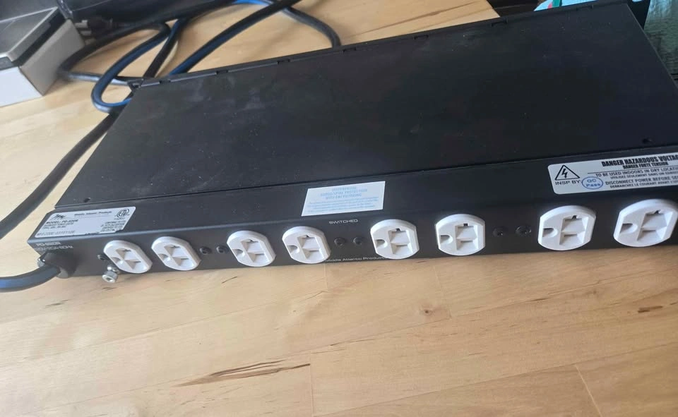 Middle Atlantic PD-920R (Rackmount Power Distribution) - photo 3