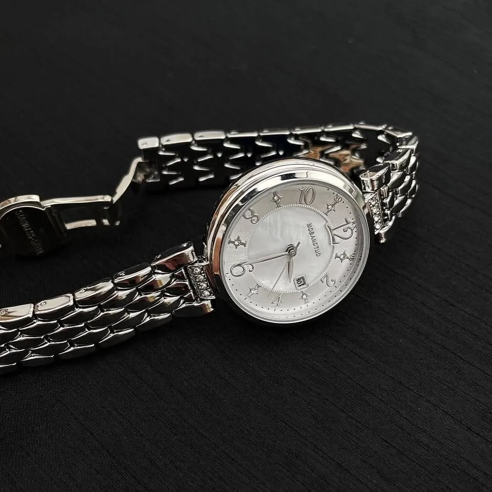 Classic Quartz Next Roman Numerals Watch image indicator(7)