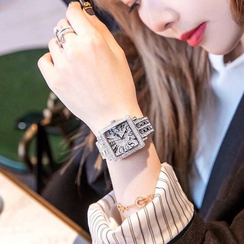 Long Island Lady Watch - photo 3