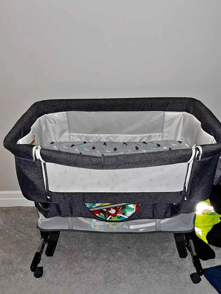 Ihoming 3-in-1 Bedside Bassinet