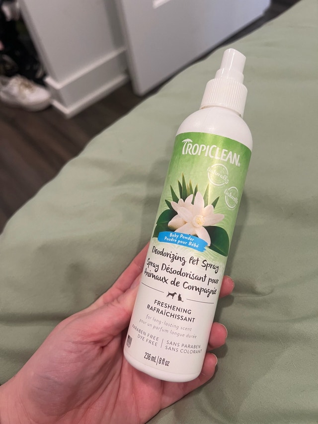 TropiClean Deodorizing Pet Spray