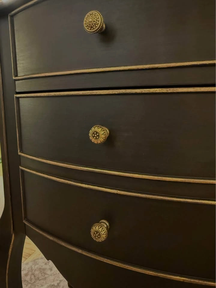 Bombay Company Refinished Vintage French Provincial Side Table - photo 2