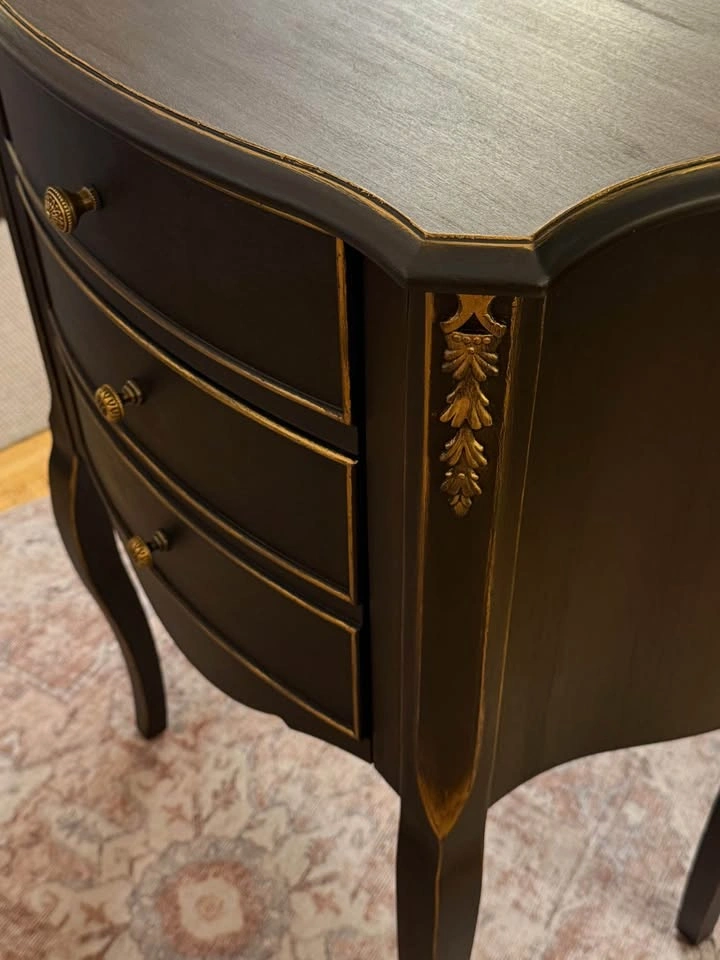 Bombay Company Refinished Vintage French Provincial Side Table - photo 3